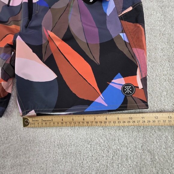 NWT Roark The Boatman Boardshorts‎ Mens Sz 36 Tropical Floral Beach Cruise - Picture 7 of 9